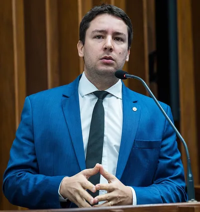 Foto de rosto de João Henrique Catan