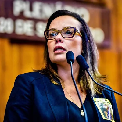 Foto de rosto de Juliana Brizola