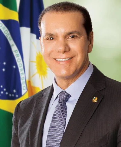 Foto de rosto de Ataídes Oliveira