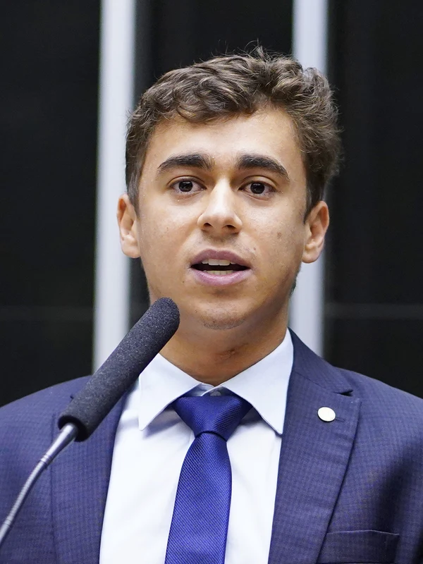 Foto de rosto de Nikolas Ferreira