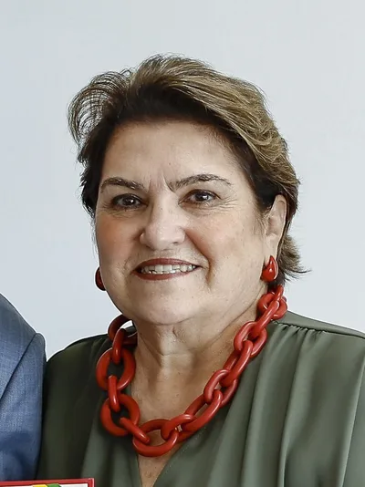Foto de rosto de Márcia Lopes